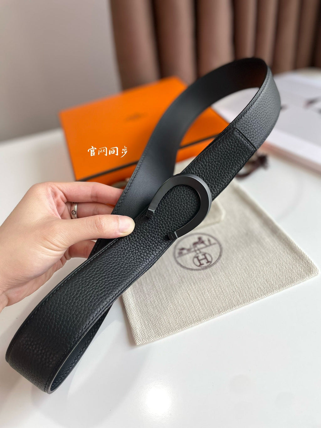 HERMES LUCK BELT BUCKLE & REVERSIBLE BLACK LEATHER STRAP 38MM