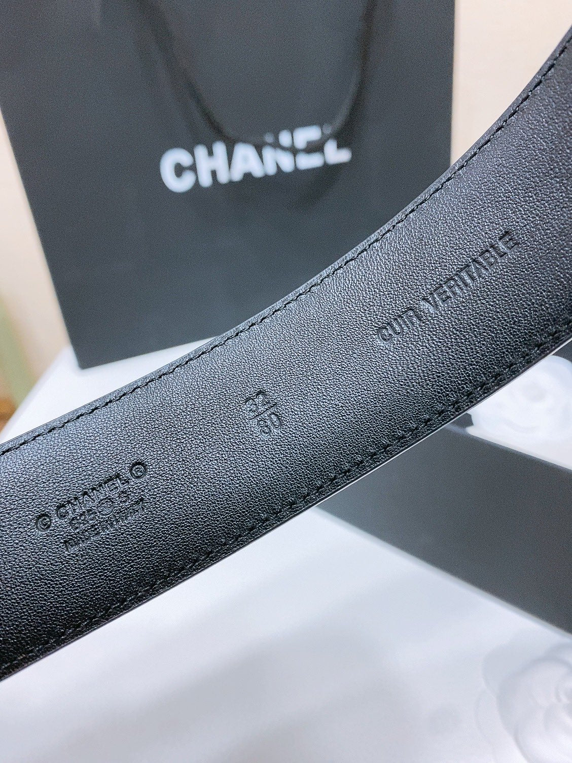 CHANEL DOUBLE C BELT 38MM IN BLACK QUILTED LAMBSKIN WITH SILVER OVAL BUCKLE AND CENTERED LOGO