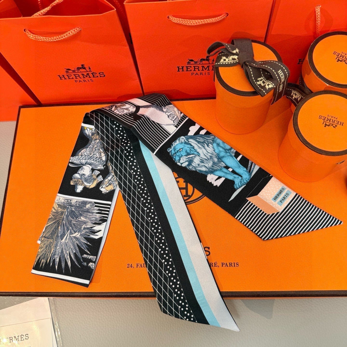 HERMES HERMES 25S SILK NECKERCHIEF 86 IN SILK 714361