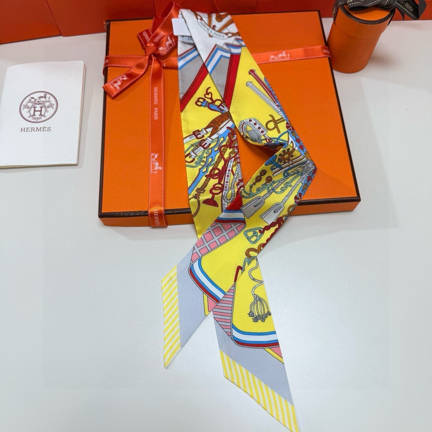 HERMES HERMES 25S SCARF 90 IN SILK 853143