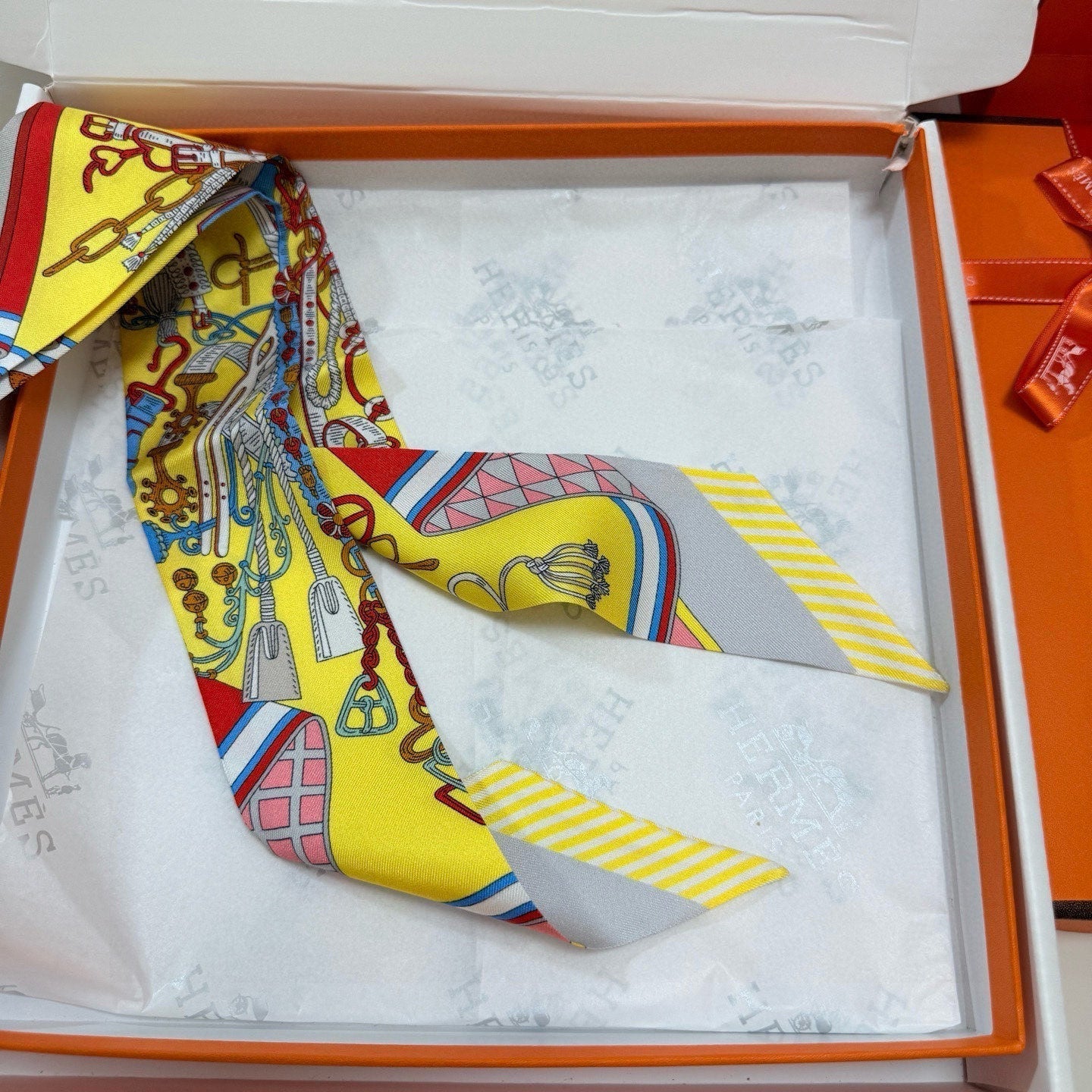 HERMES HERMES 25S SCARF 90 IN SILK 853143
