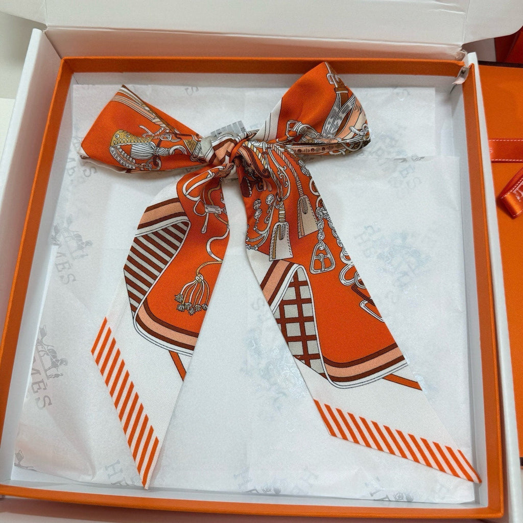 HERMES HERMES 25S SCARF 90 IN SILK 853147