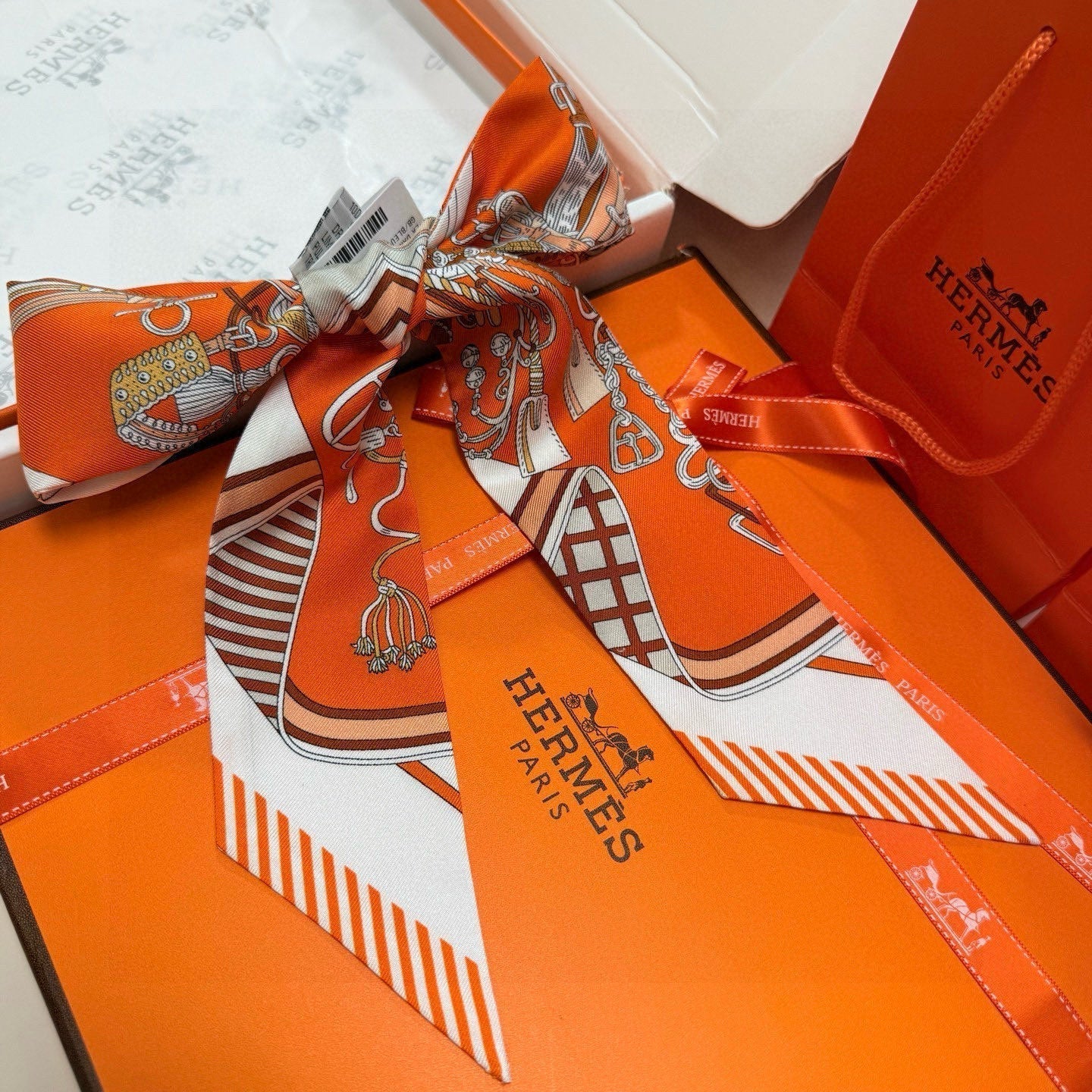 HERMES HERMES 25S SCARF 90 IN SILK 853147