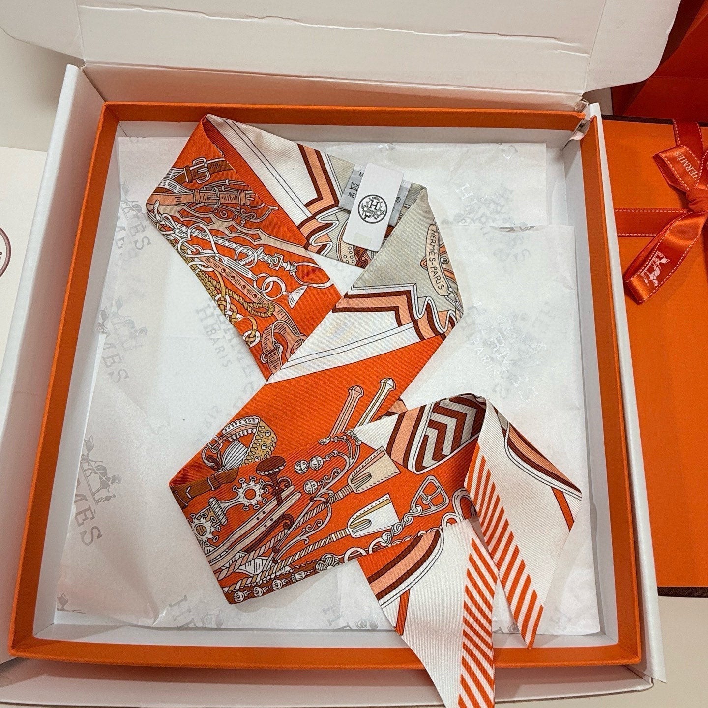 HERMES HERMES 25S SCARF 90 IN SILK 853147