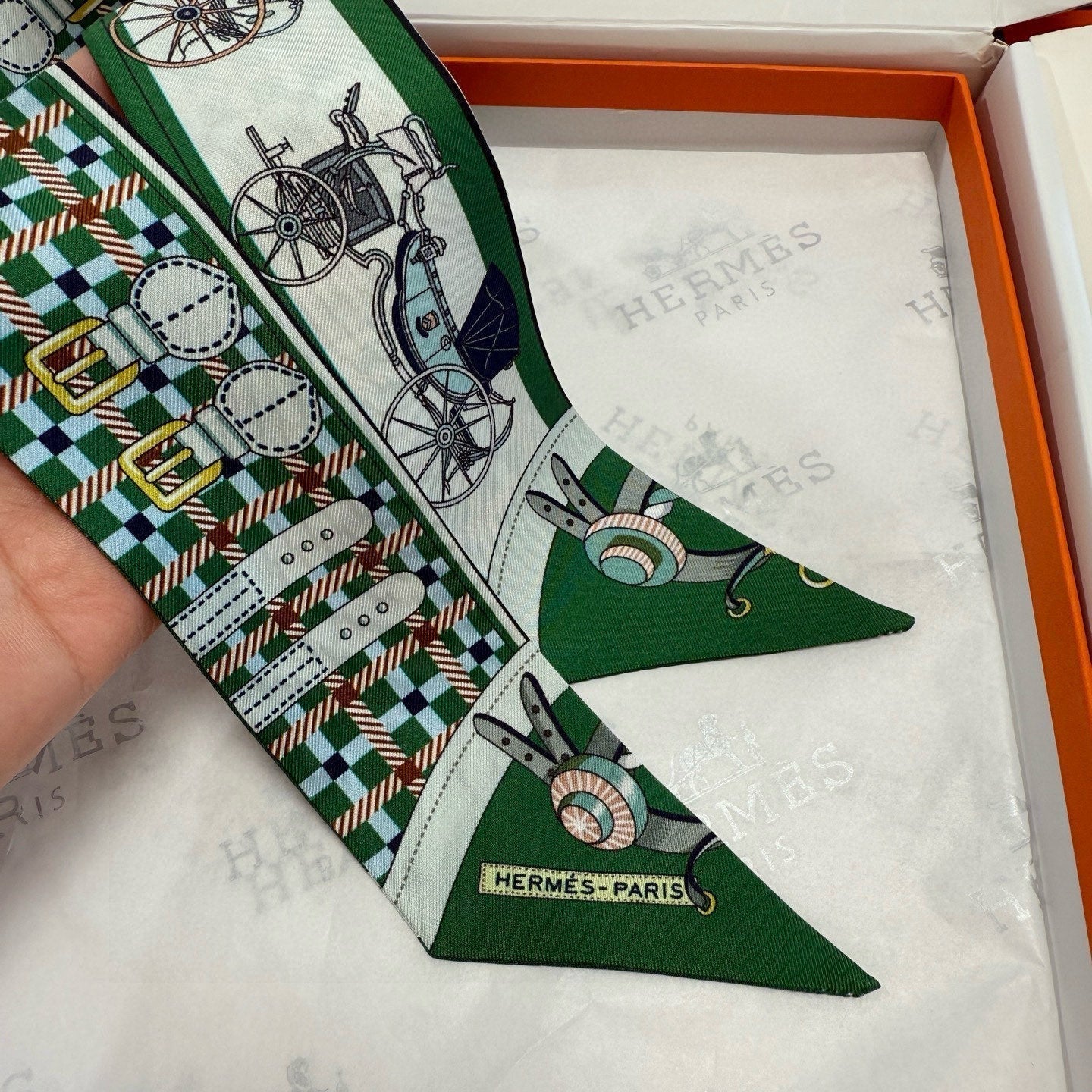 HERMES HERMES 25S SCARF 90 IN SILK 854951