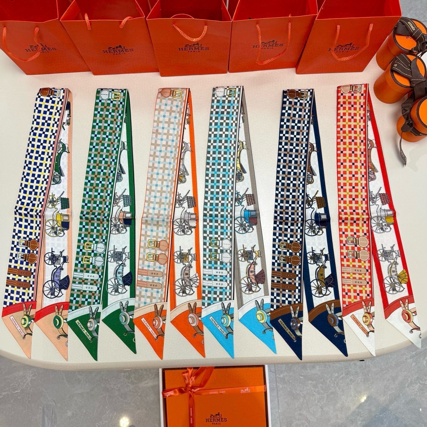 HERMES HERMES 25S SCARF 90 IN SILK 854953