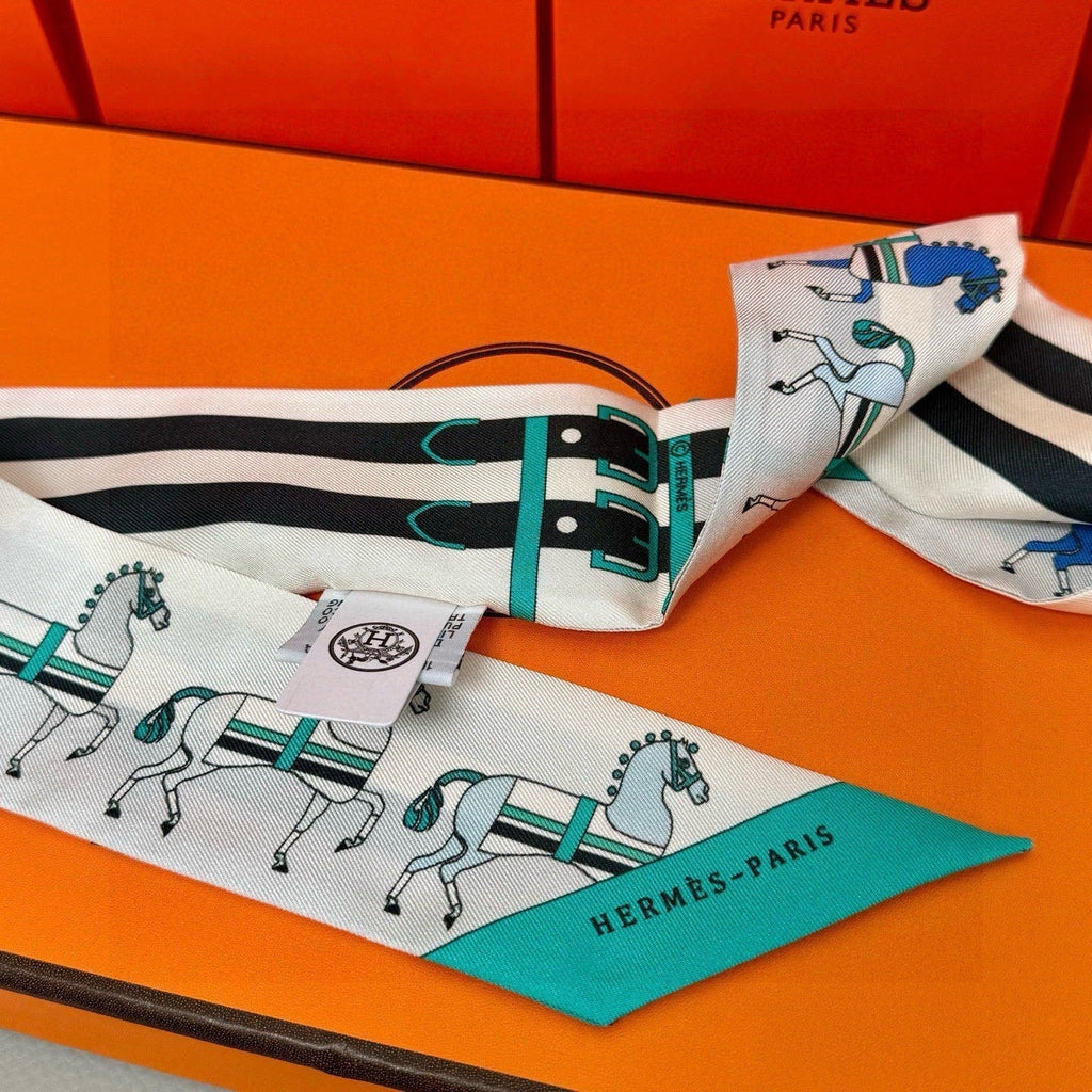 HERMES HERMES 25S TWILLY 86 IN SILK 989356