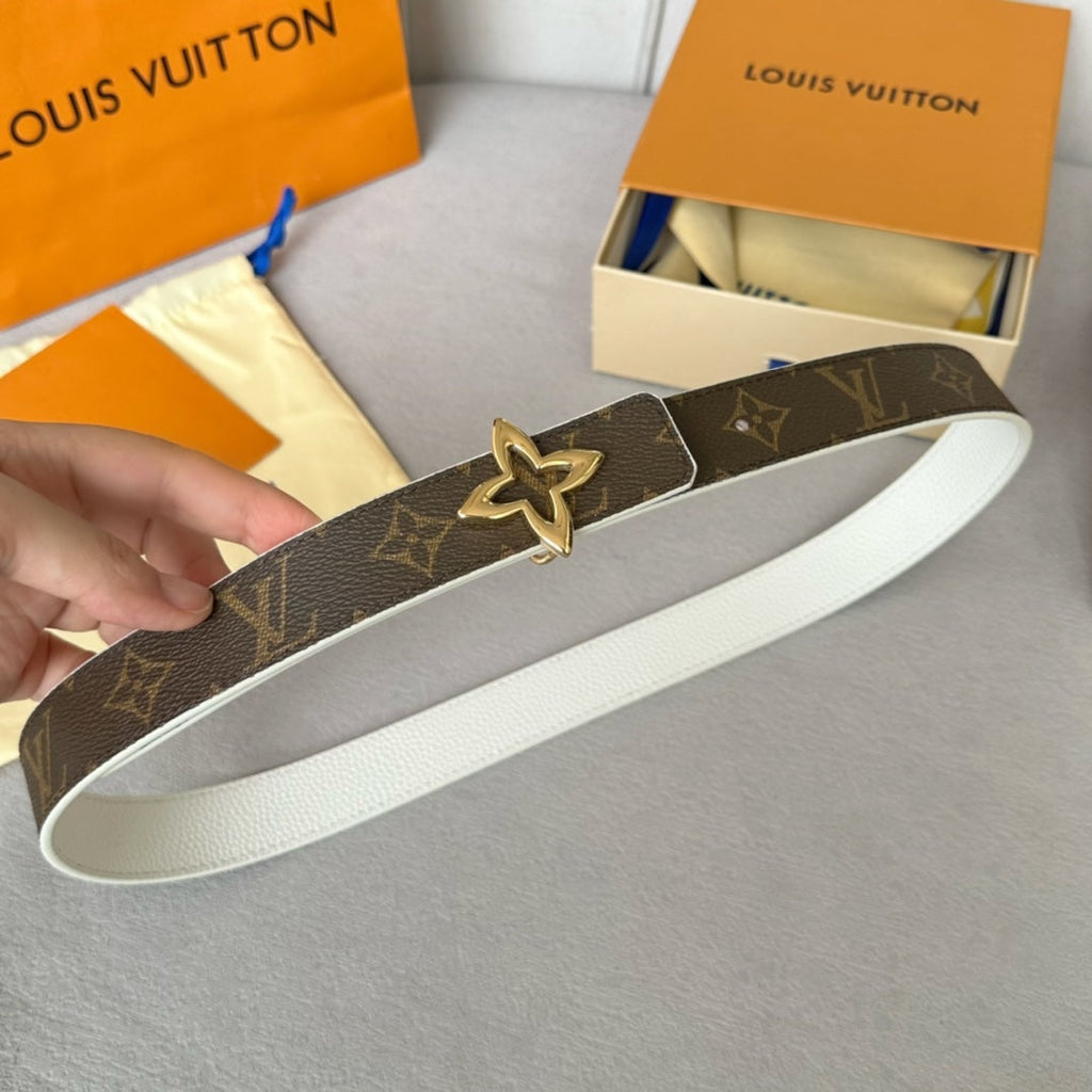 LOUIS VUITTON LV MINI FLOWERGRAM 30MM REVERSIBLE BELT IN WHITE CALFSKIN GOLD HARDWARE