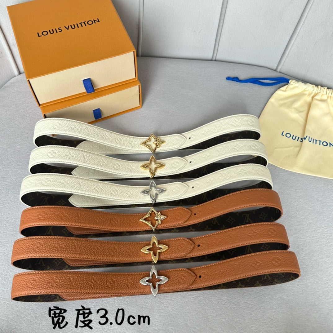 LOUIS VUITTON LV MINI FLOWERGRAM 30MM REVERSIBLE BELT IN WHITE EMBOSSED CALFSKIN GOLD HARDWARE