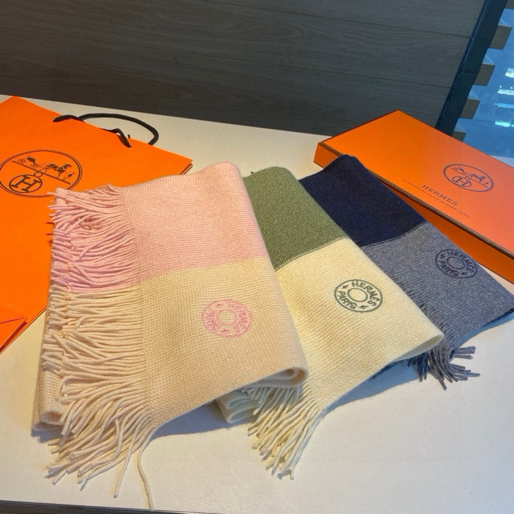 HERMES KNIT SCARF 180 IN LIGHT PINK MIX WHITE CASERE